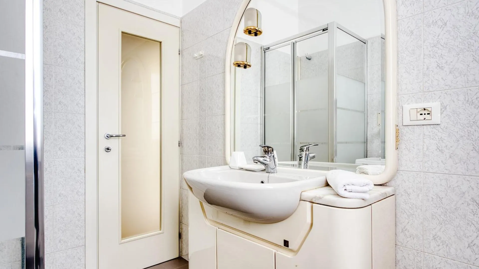 Cozy Apartment - Bande Nere 米兰