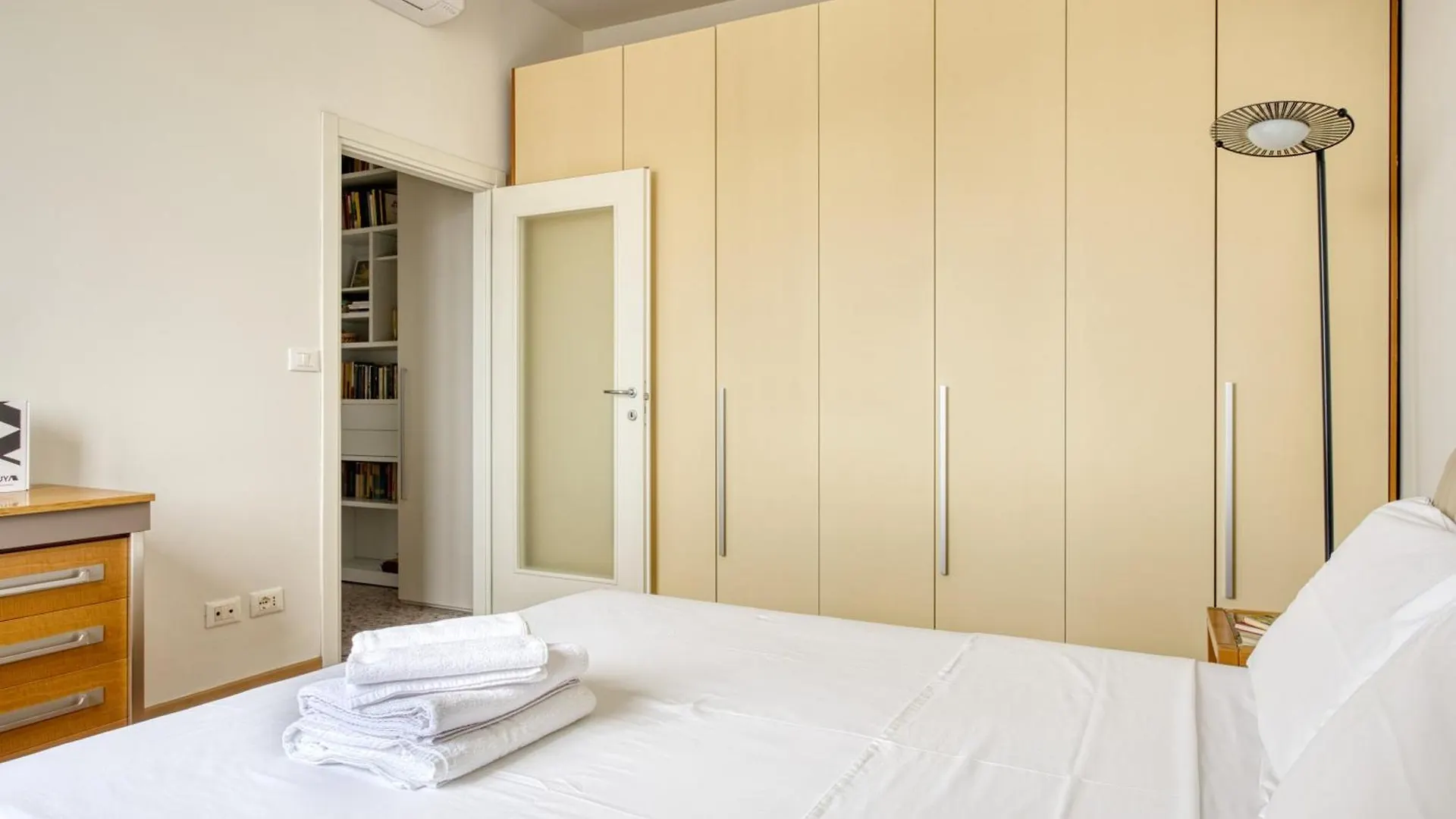 Cozy Apartment - Bande Nere 米兰